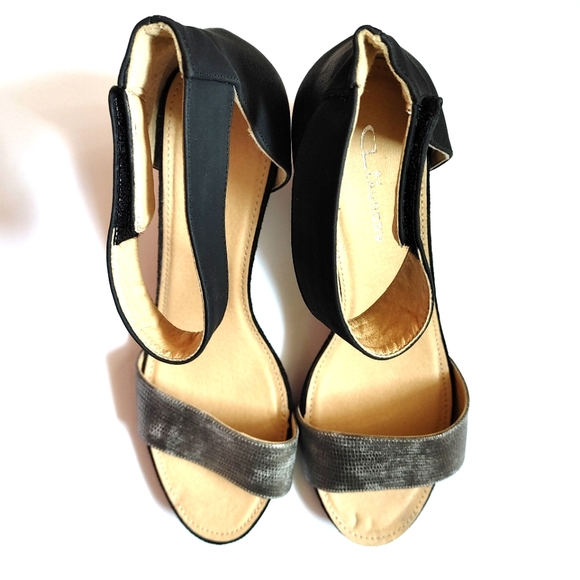 Chinese Laundry Pewter/Black Strappy Wedge Heels - Picture 3 of 13